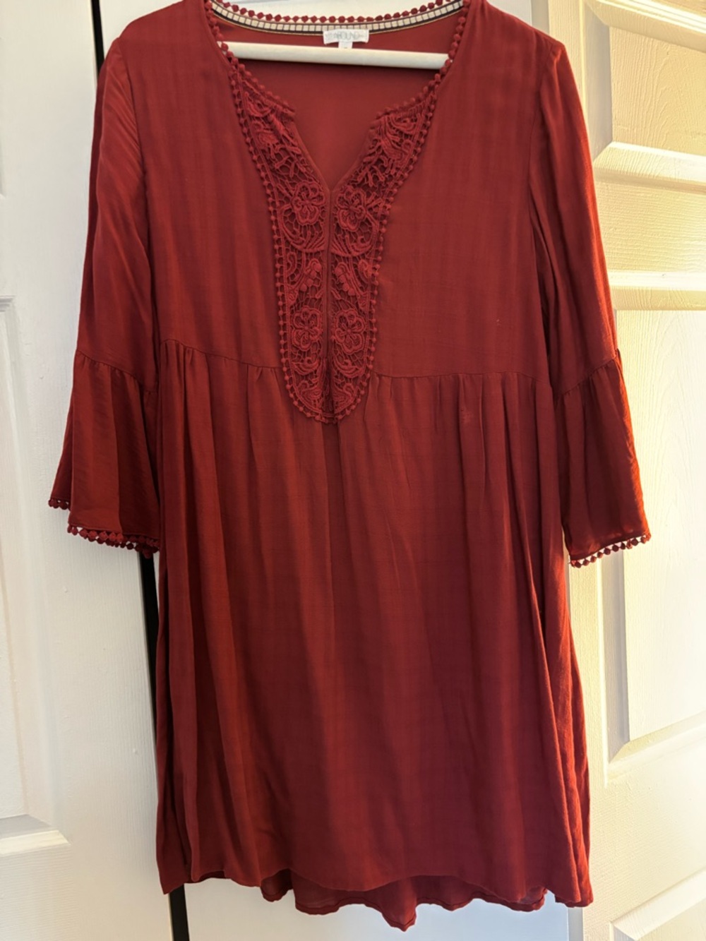 Women's Burgundy Crochet-Trim Tunic Top - Elegant Boho Style